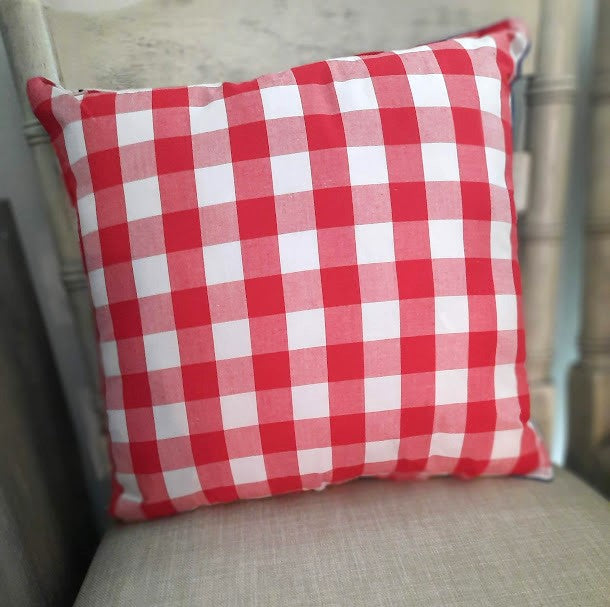 Farmhouse Red/Check with Ruffle